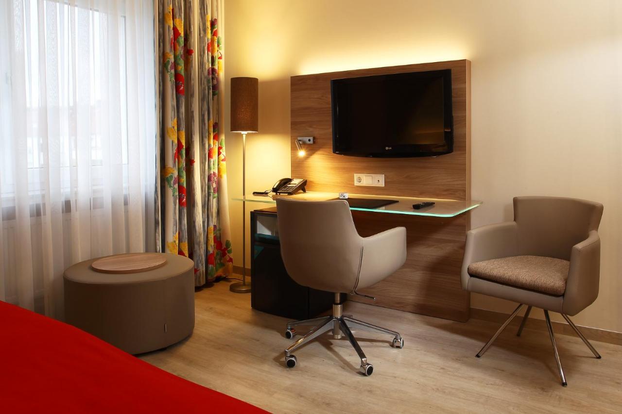 הנובר Hotel Koenigshof Am Funkturm מראה חיצוני תמונה
